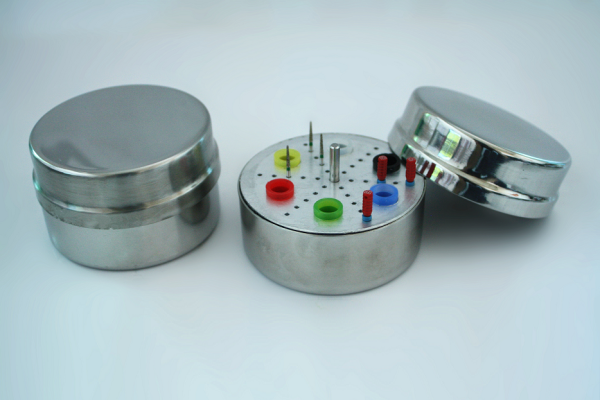 Endobox -  Çelik, Yuvarlak, Frez/Endo/Gutta için, 30 Delik, 6 Hazne